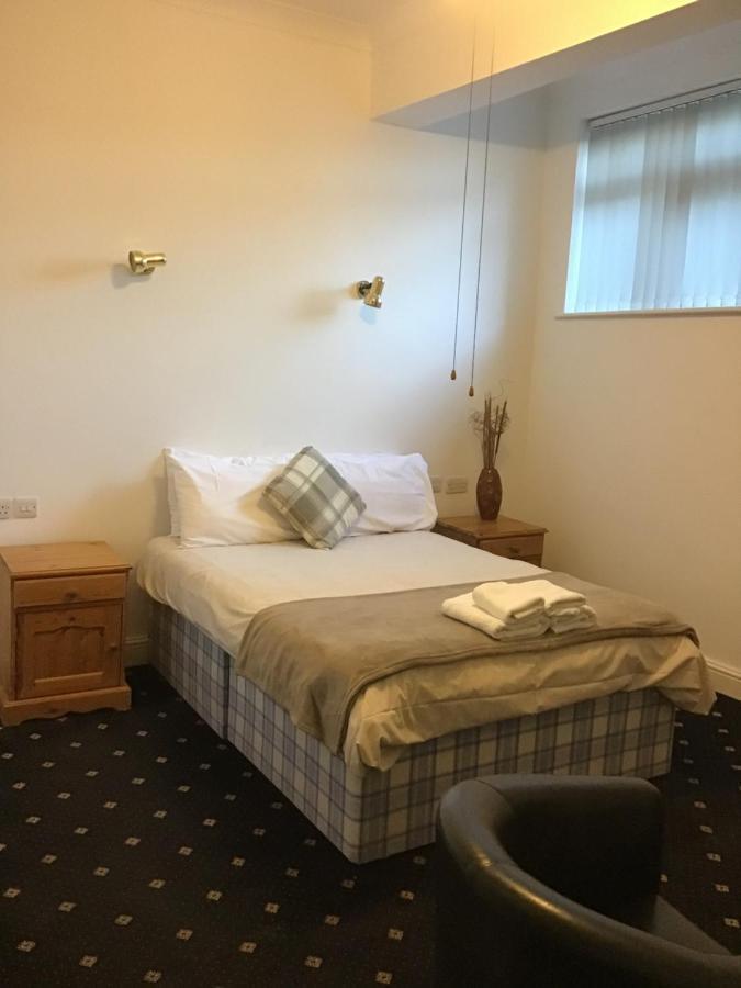 Trevelyan Hotel Ilford Extérieur photo