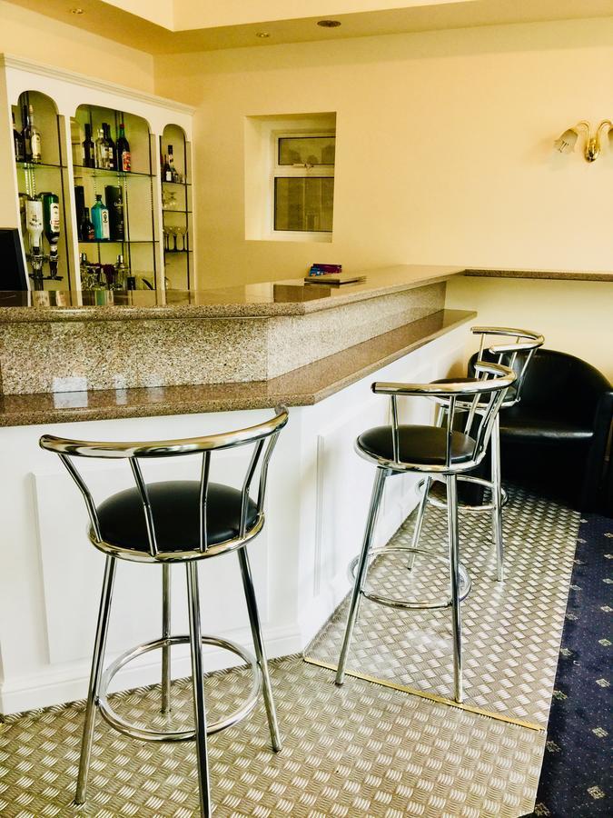 Trevelyan Hotel Ilford Extérieur photo