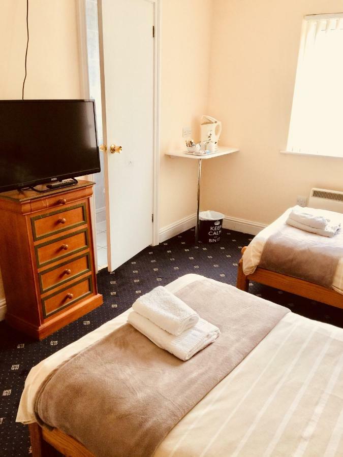 Trevelyan Hotel Ilford Extérieur photo